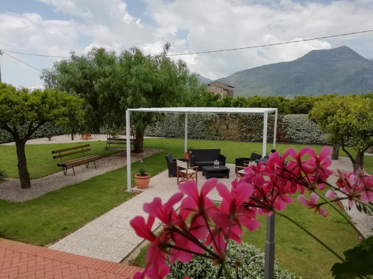 Bed and Breakfast Il Giardino Delle Zagare Fondi Zewnętrze zdjęcie
